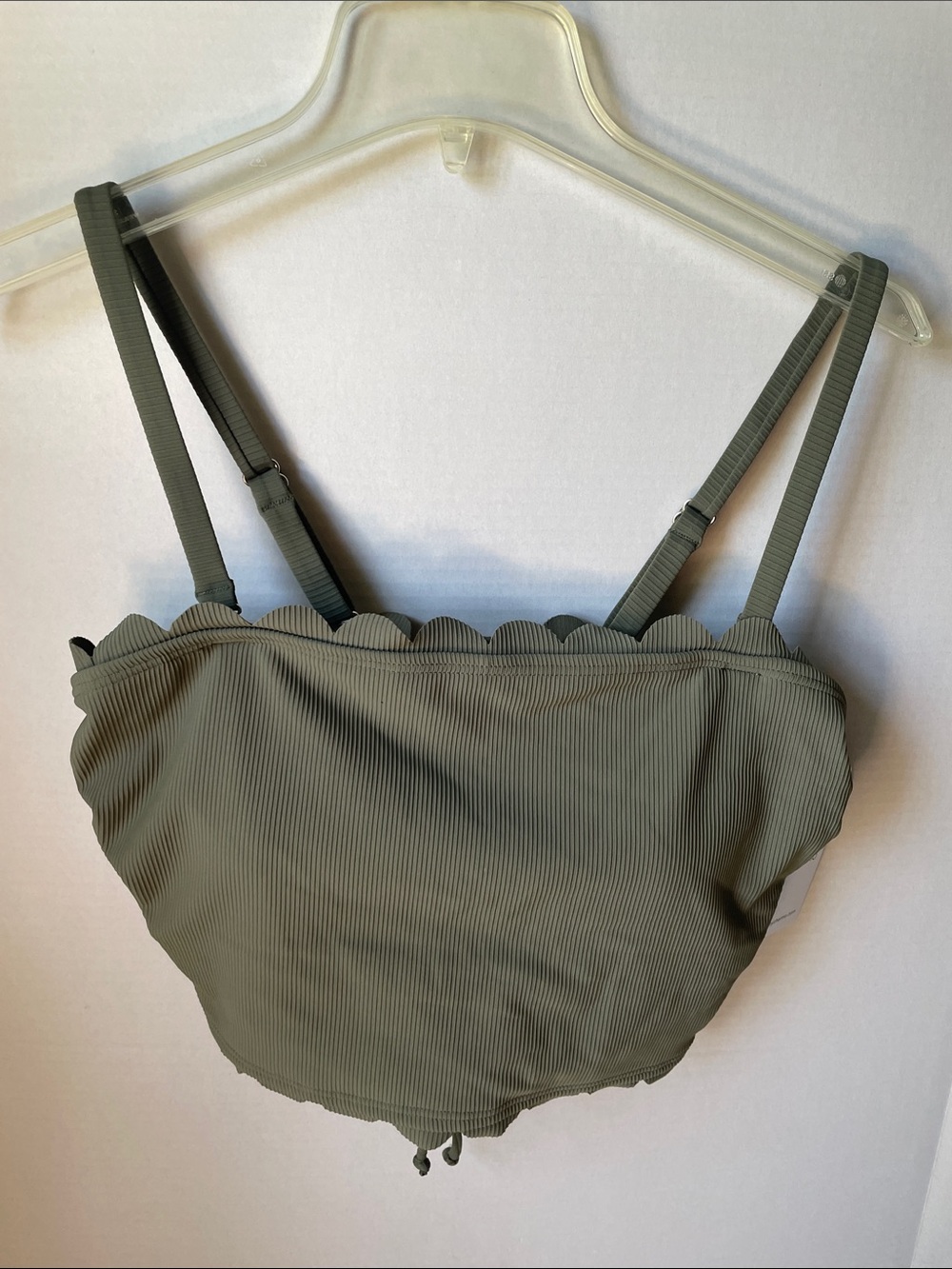Charmco Women’s  Large Scallop-Edge Ribbed Bralette Top - Olive Green  NWT